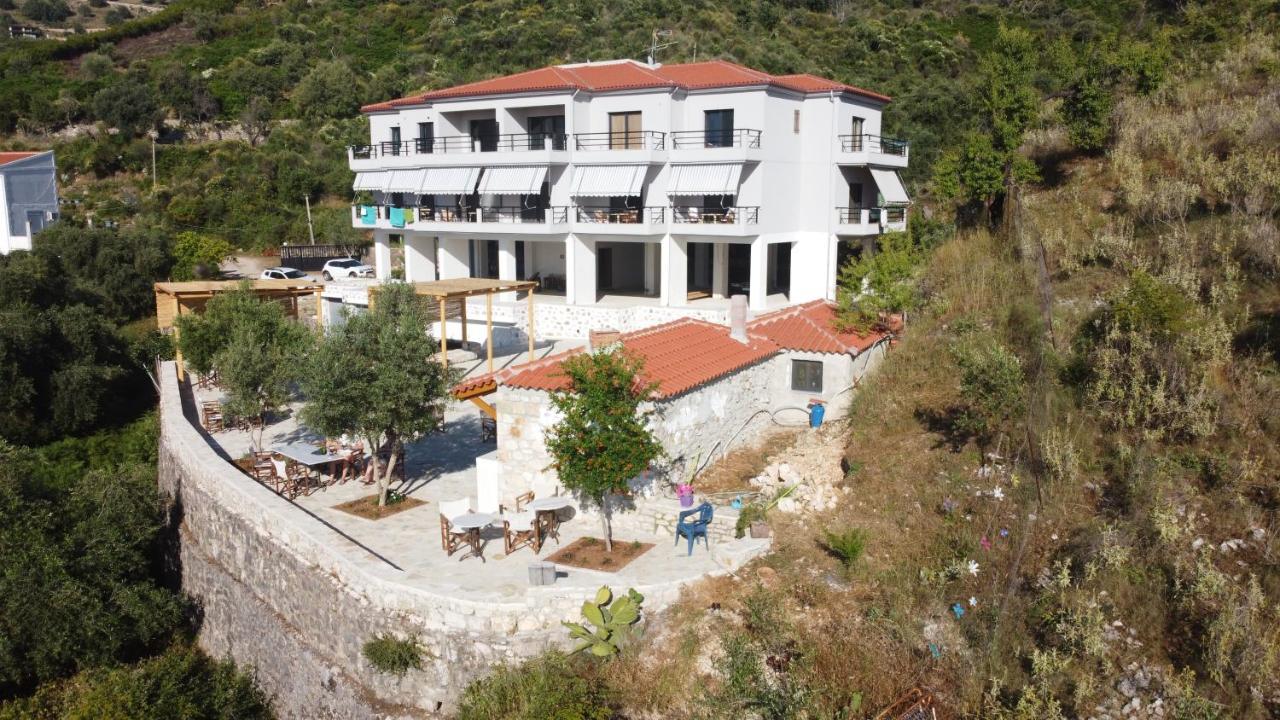 Toni Retzo Rooms Himare Exterior photo