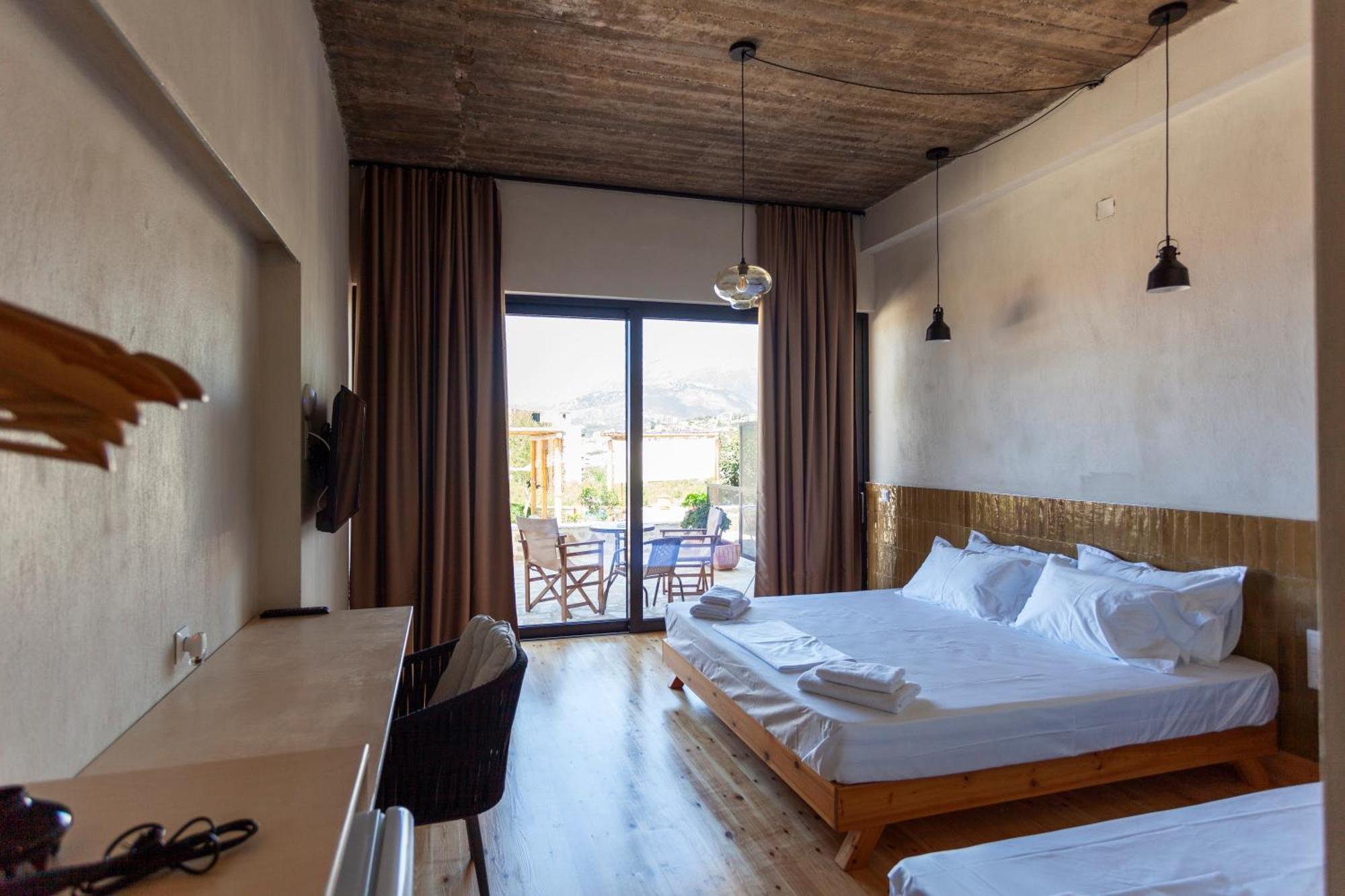 Toni Retzo Rooms Himare Exterior photo